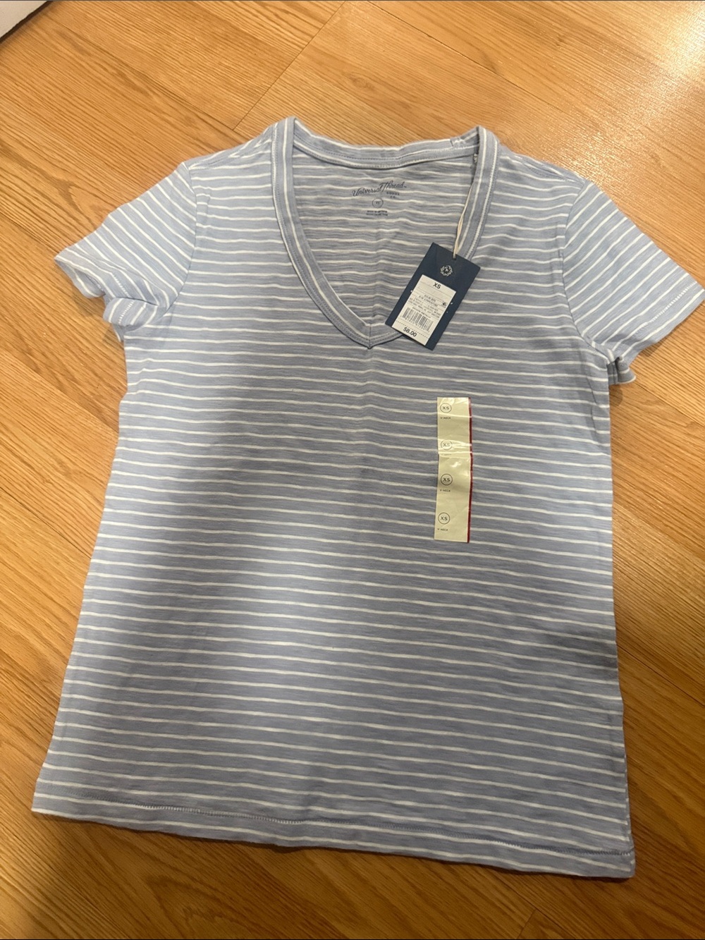 Light Blue & White Striped V-Neck Tee universal trade S-XS…336